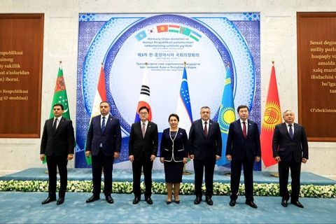 В Ташкенте проходит III заседание глав парламентов государств Центральной Азии и Республики Корея