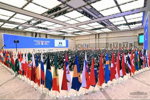 Forumning birinchi kunida 10 dan ortiq sarmoyaviy bitimlar imzolandi