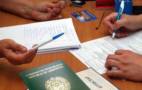 Пуқаралар ҳәм пуқаралығы болмаған шахсларды жасаў орны бойынша дизимге алыў тәртиби белгиленди