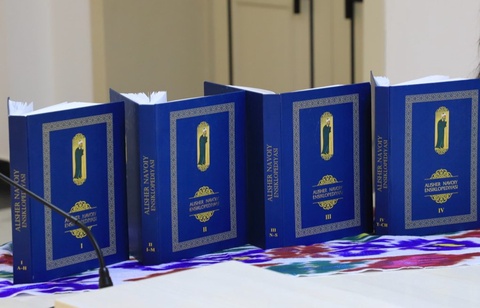 Жаңа китаплар кең жәмийетшиликке таныстырылды