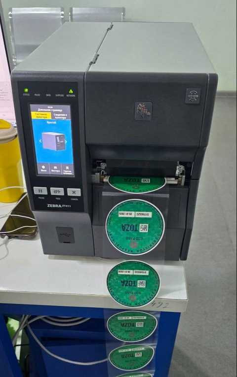 В Ташкенте продолжается выдача эко-стикеров и проверка старых автомобилей