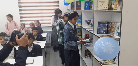 В сельской махалле открылась библиотека