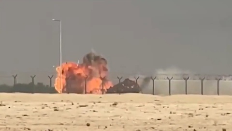 Dubay aviashousida Hindiston samolyoti halokatga uchradi, uchuvchi halok bo'ldi