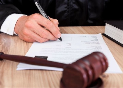 Суд қарори нега ижро этилмаяпти?