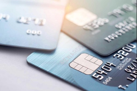 Easier access for minors to use bank cards via mobile applications