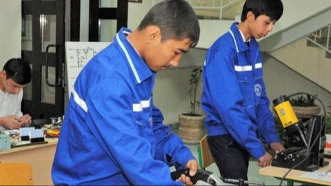 Қабули онлайн ба мактабҳои касбӣ оғоз ёфт