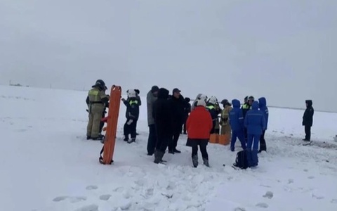 Rossiyada samolyot halokatga uchradi, oqibatda barcha ekipaj a'zolari hayotdan ko'z yumdi