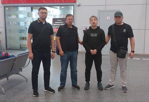 Находившийся в международном розыске за мошенничество гражданин Узбекистана экстрадирован из Молдовы
