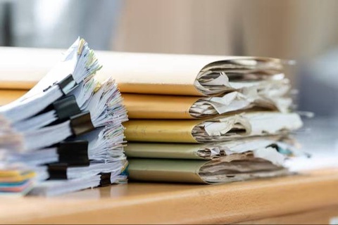 Нотариусов освободят от бумажной волокиты