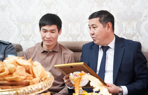 Мойнақ, Бозатаў ҳәм Кегейли районларындағы жаслар турақ жай менен тәмийинленди