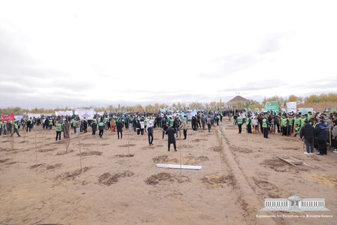 Nukusda “Ziyolilar bogʻi” barpo etildi