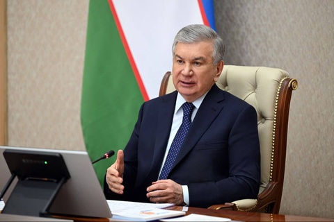 Tez yordam brigadalari telemetrik elektrokardiograf va monitorli defibrillyatorlar bilan taʼminlanadi