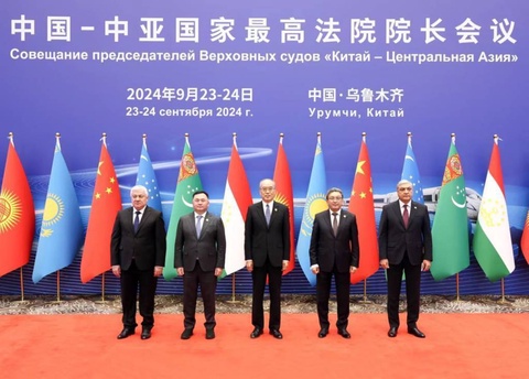Делегация Узбекистана приняла участие в совещании председателей Верховных судов Центральной Азии и Китая