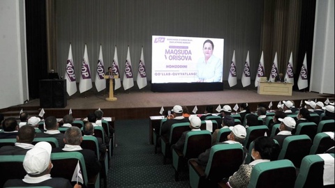 Кандидат в Президенты Максуда Варисова встречается с избирателями Каракалпакстана