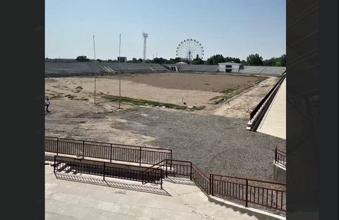 Гулистон марказий ўйингоҳи қайта қурилади