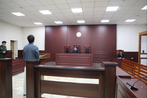 Qoidani buzib, qilgan ishidan faxrlanishini aytgan yigit qamaldi