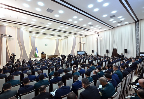 Viloyatni ishsizlik va kambag‘allikdan xoli hududga aylantirish zarurligi ko‘rsatib o‘tildi