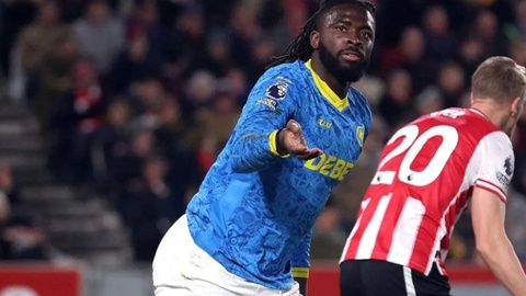 «Вулверхэмптон» отыграл два мяча в матче с «Брентфордом»