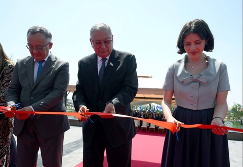 В городе Карши состоялось торжественное открытие нового современного Дворца водных видов спорта