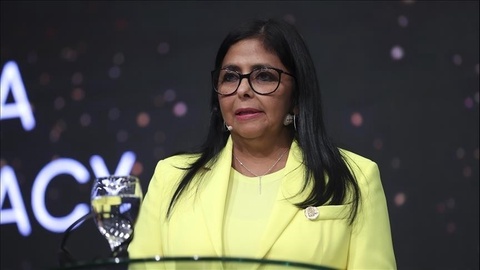 Delsi Rodriges Venesuela prezidenti vazifasini vaqtincha bajaruvchi sifatida qasamyod qildi