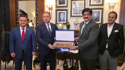 Представители Навоийской области под руководством хокима Нормата Турсунова прибыли с рабочим визитом в Пакистан с целью укрепления двухсторонних связей в сферах экономики, торговли и инвестиций