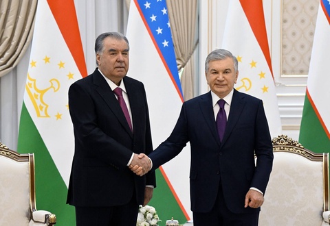 Лидеры Узбекистана и Таджикистана провели первое заседание Высшего межгосударственного совета