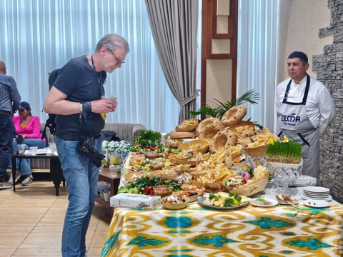 Туристический поезд Orient Silk Road Express открыл сезон путешествий по Шелковому пути