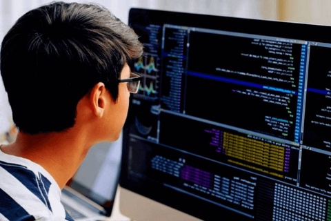 С 1 марта в Узбекистане внедряется программа «Два программиста из каждой махалли»