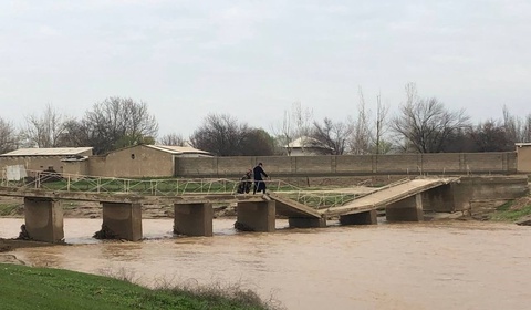 Yarim asr ilgari sel yuvib ketgan koʻprik taʼmirlanib, xalq xizmatiga topshirildi