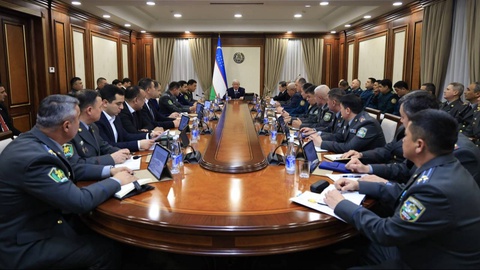 В Сенате обсуждены вопросы боеготовности Вооруженных Сил Узбекистана