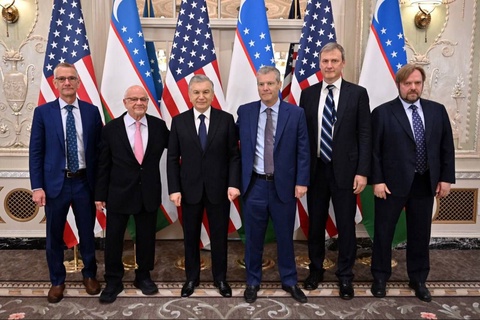 O‘zbekiston Prezidenti AQSHning yetakchi kompaniyalari bilan muhim minerallar sohasida sheriklikni rivojlantirish rejalarini muhokama qildi