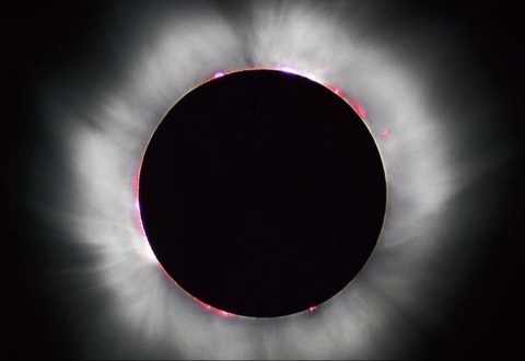 14 октябрь куни Қуёшнинг ҳалқа шаклида тутилиши содир бўлади