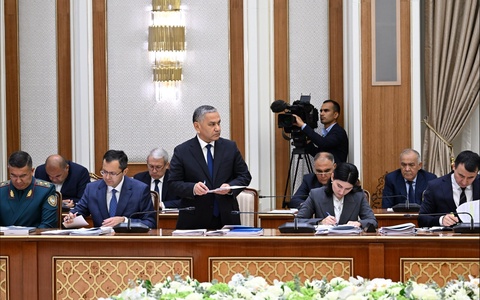 Yig‘ilishda “mahalla yettiligi” ishini yangicha tashkil etish masalasiga alohida e’tibor qaratildi