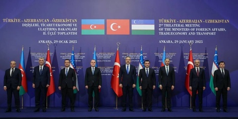 В Анкаре прошла вторая трехсторонняя встреча министров Узбекистана, Азербайджана и Турции