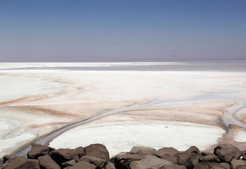 Кӯли Урмия пурра хушк шуд