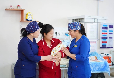 Минздрав: в первый день 2026 года в Узбекистане родились 1 815 малышей