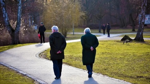 Yevropa Ittifoqi aholisi so'nggi 10 yil ichida qarib bormoqda