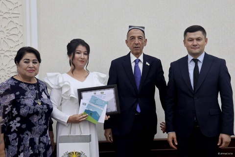 Yozuvchilar uyushmasida “Zomin ilhomlari” ijodiy ishlar tanlovi gʻoliblarini taqdirlash marosimi oʻtkazildi