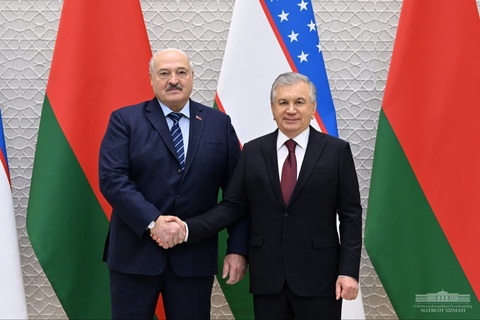 A solemn welcoming ceremony of the President of Belarus takes place