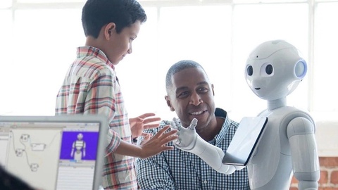 Япониянинг Pepper роботи Гиннеснинг рекордлар китобига киритилди