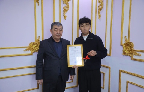 Тахтакөпир районында үш жас үй менен тәмийинленди