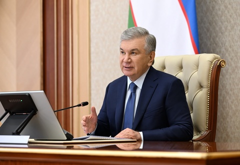 Гидроэнергетика соҳасида олиб борилаётган ишлар ва истиқболли режалар кўриб чиқилди