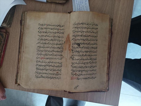 100 йиллик баёзни варақлаганда...