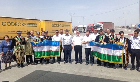 Өзбекстанлы оқыўшылар халықаралық математика олимпиадасында 17 медалды жеңип алды