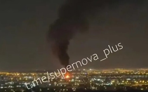 Иран атаковал Дубай: у аэропорта тушат пожар