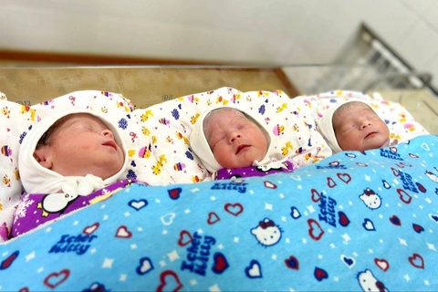 За три месяца в Узбекистане родилось более 4 тысяч близнецов