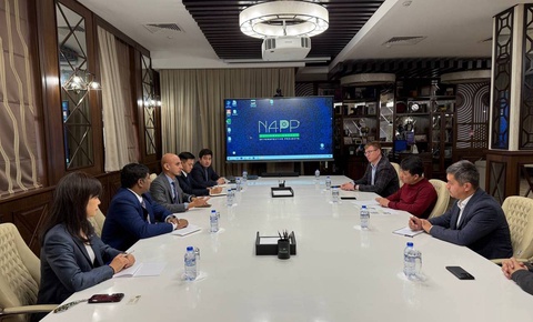 Ширкати Meta нақша дорад намояндагии худро дар Ӯзбекистон боз кунад