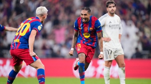 «Барселона» выиграла 16-й Суперкубок Испании за счет дубля Рафиньи