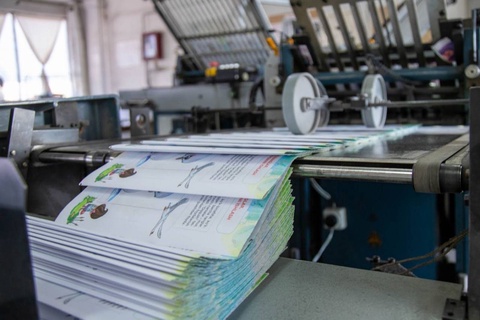 Каково количество предприятий в издательском секторе Узбекистана?