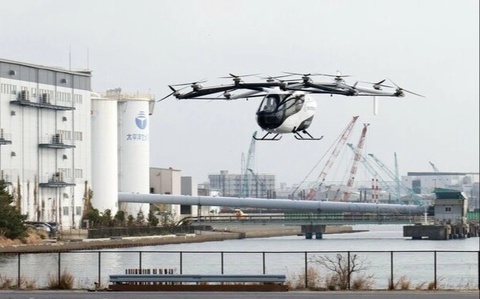 Япония стартапи: Токиода биринчи “учар автомобиль” синовдан ўтказилди